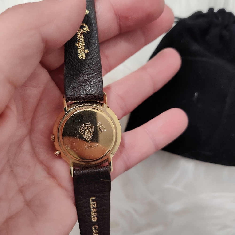 Vintage 90's Gucci 3800 Jr Wristwatch, 18k Gold Plated, Lizard Calf Band 5/8R, - Picture 14 of 16